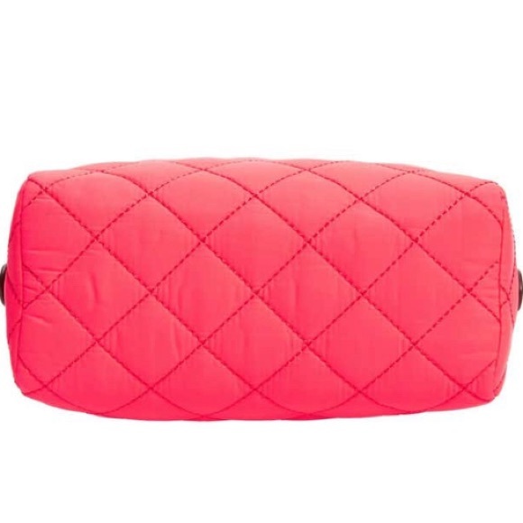 Tory Burch Small Quilted Nylon Perry Cosmetic Case - Picture 2 of 5